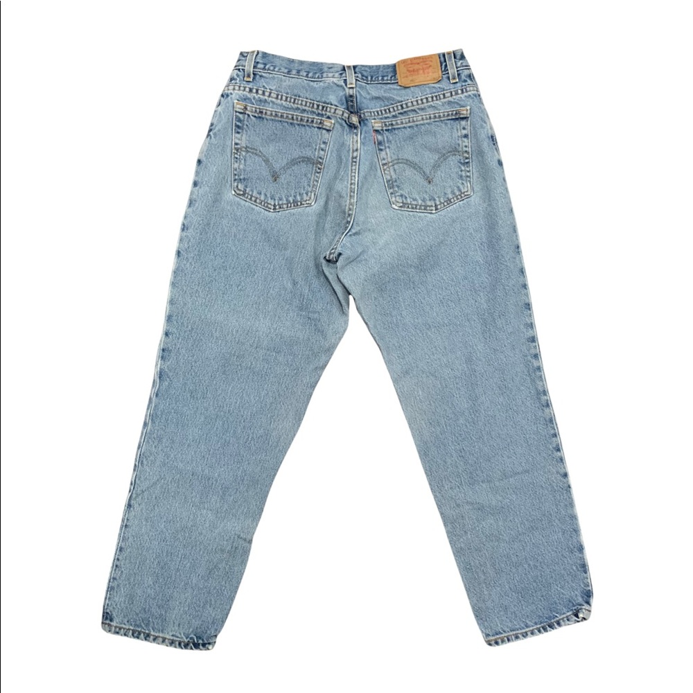 Levi’s 550 Relaxed Fit Vintage Jeans
sz 14 color Washed Blue
Great Condition